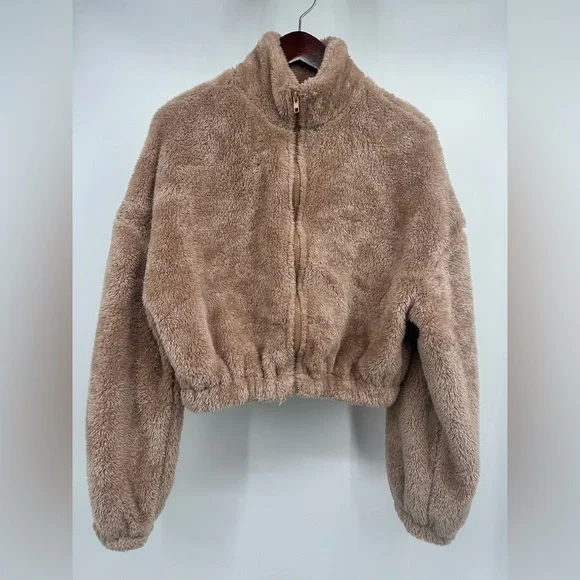 Tan Teddy Jacket with Stand-Up Collar and Cropped Style - Picture 2 of 6